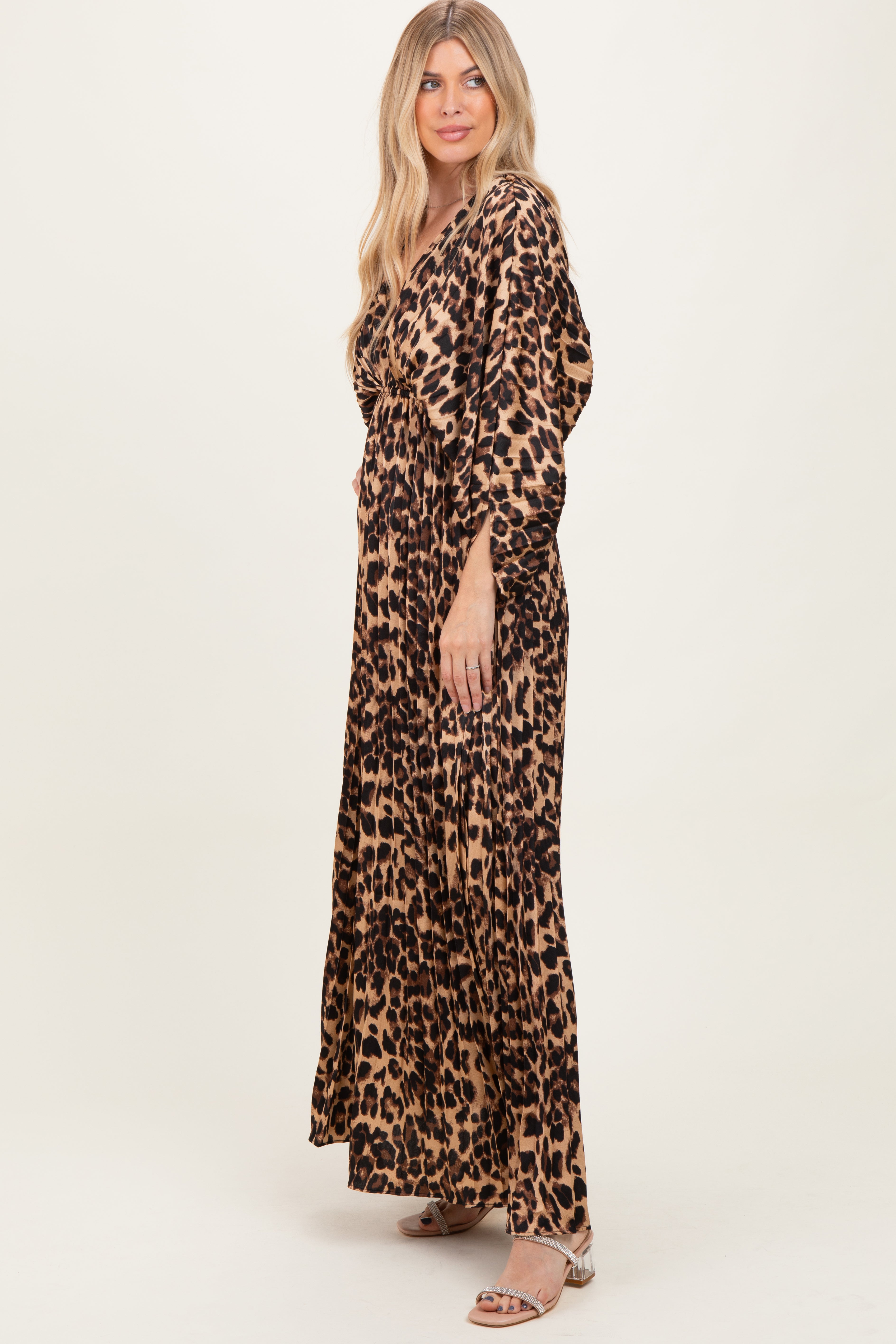 Elegant Leopard Print V-Neck Long Sleeve Dress – Effortless Style