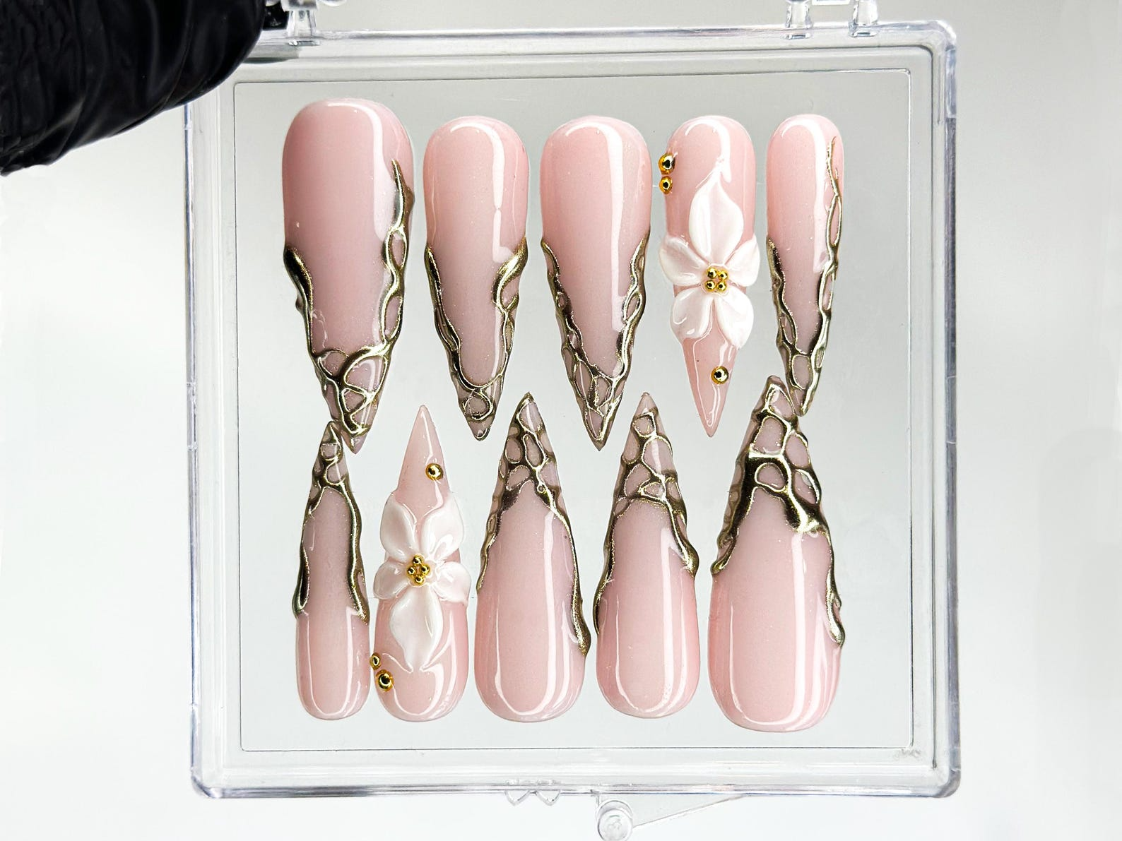 Nude Pink Luxury Press On Nails | Blush Floral Nails | 3D White Flower Nail Art | Elegant Bridal Press Ons | Soft Glam Nail Set | OC1232HC