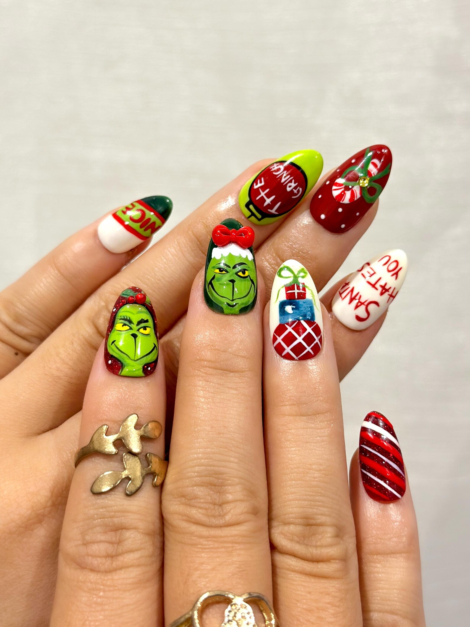 Grinch Mischief Press On Nails For Christmas | Cute Cartoon Winter Nail Art | Funny Holiday Nails | Red Green Christmas Set |OB227EG