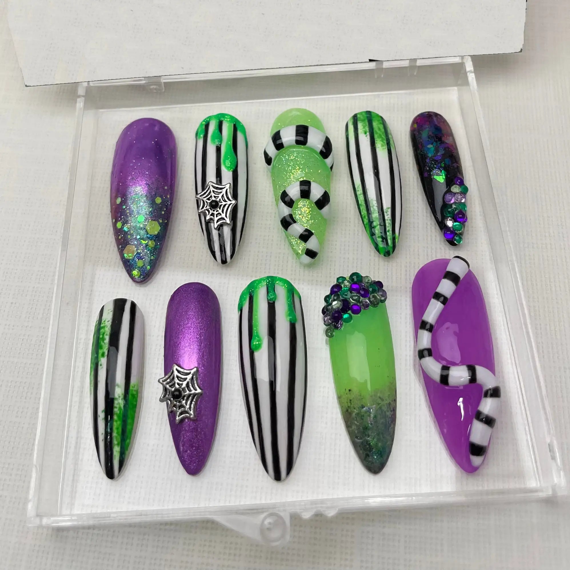 Handmade 3D Beetlejuice Halloween Press on Nails - Glitter Fingernails V89