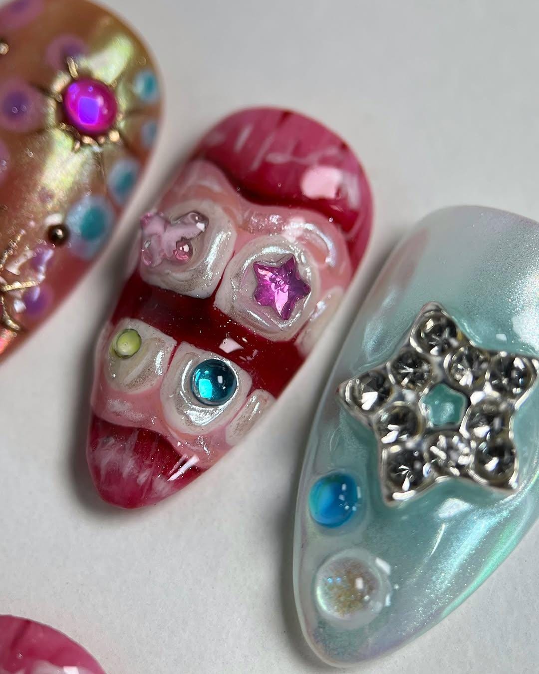 3D Star Heart Nail Art Set - Sparkly Glam Press-Ons