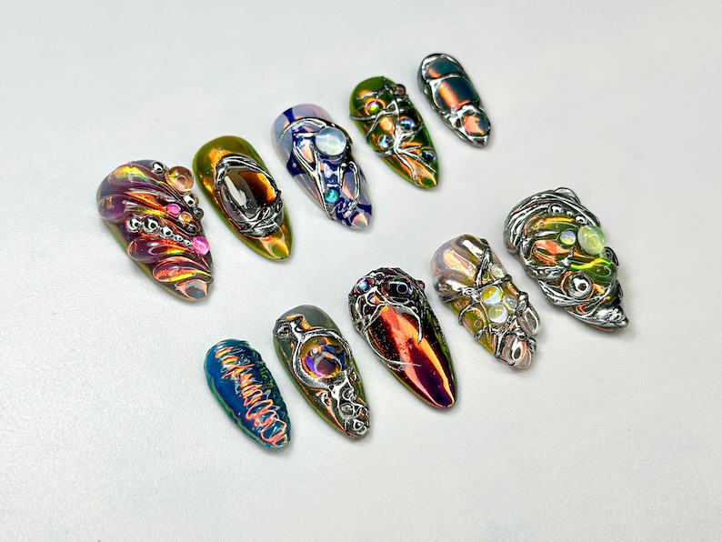 Holographic Chrome 3D Press On Nails | OBTRM