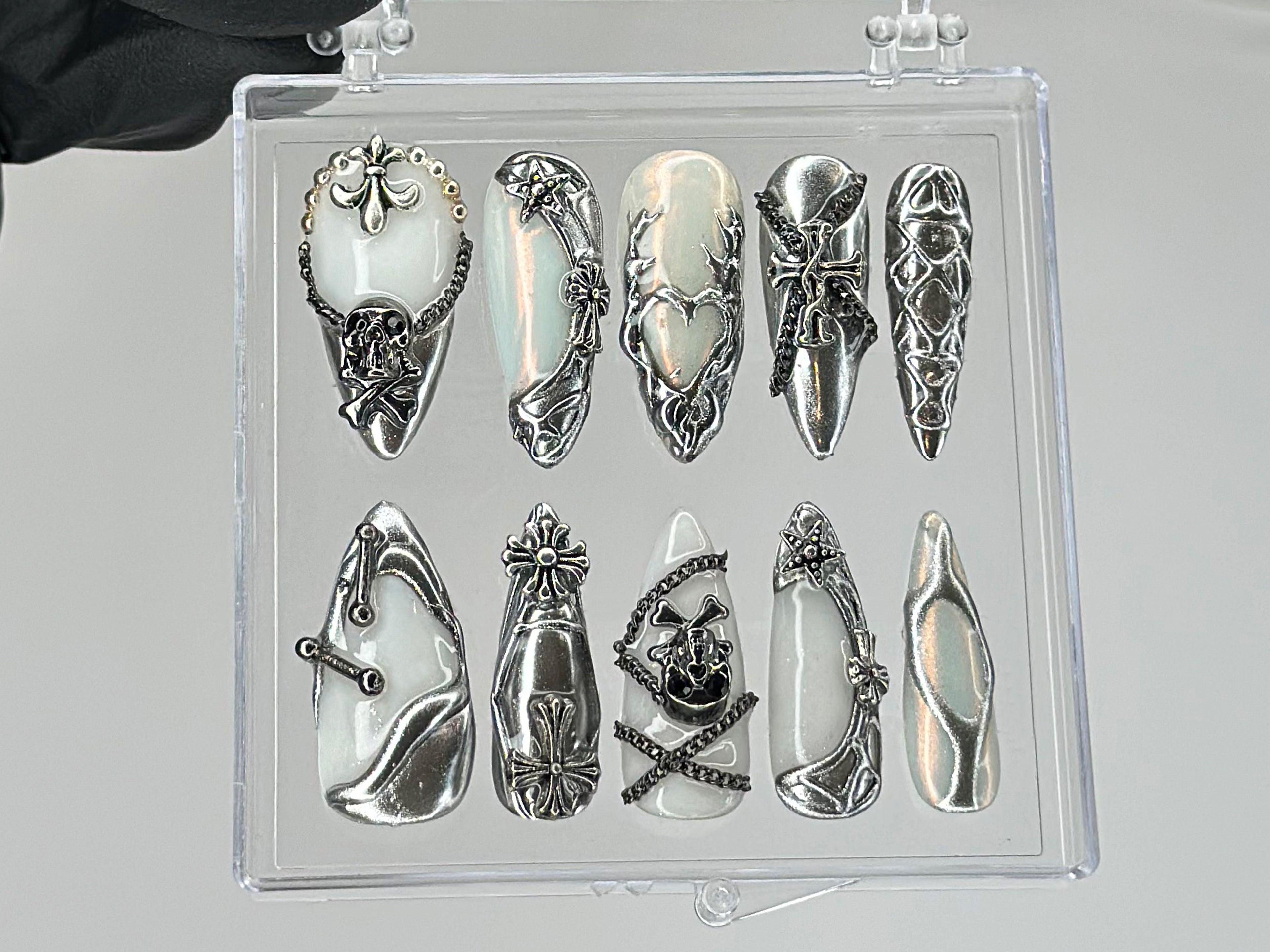 Luxury Gothic Press On Nails | Unique Skull and Chain Fake Nails | Custom Silver Nail Art | Gothic Nails | press ons | Y2k Nails | OC402TL