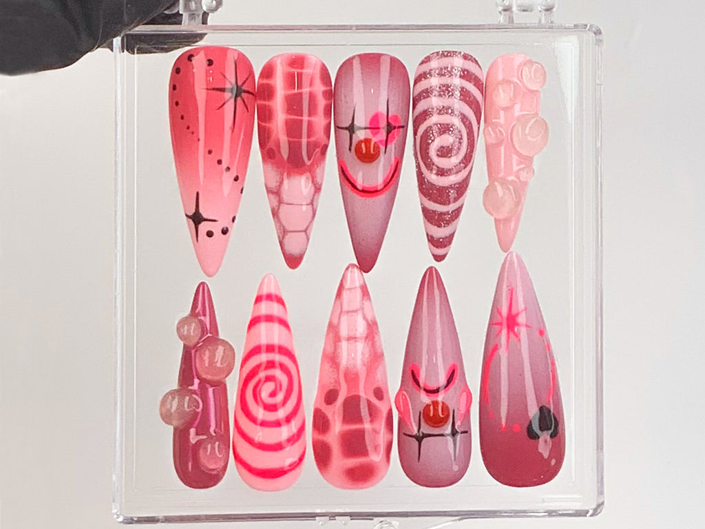 Creepy Clown Horror Press On Nails | Spooky Halloween Fake Nails | 3D Horror Clown Design Acrylic Nails |  Gothic Circus Nail Art | OC596Y