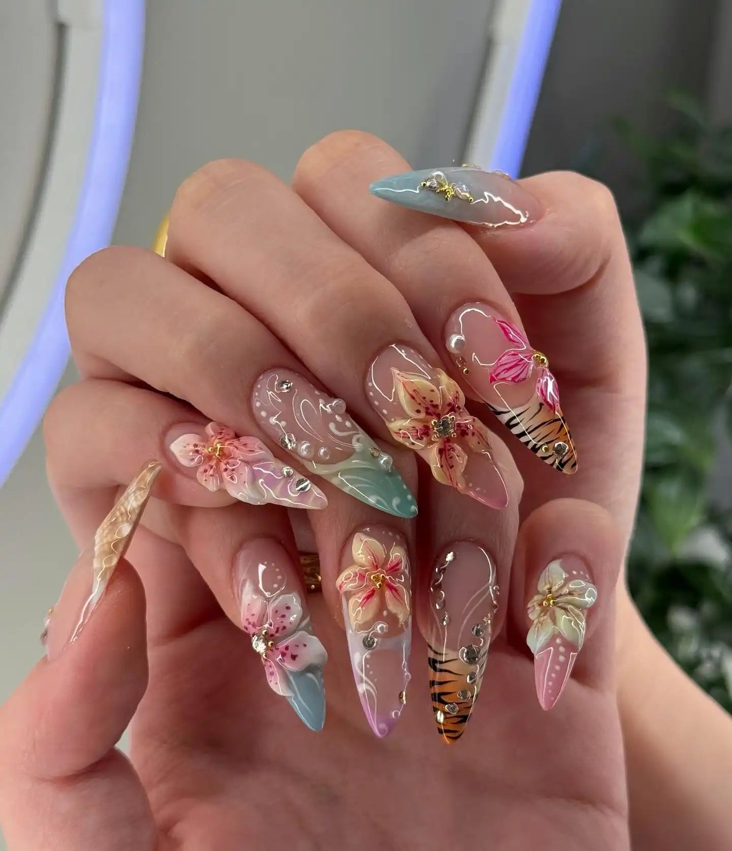 Handmade 3D Floral Ombre Tiger Print Rhinestone Summer Press on Nails M80