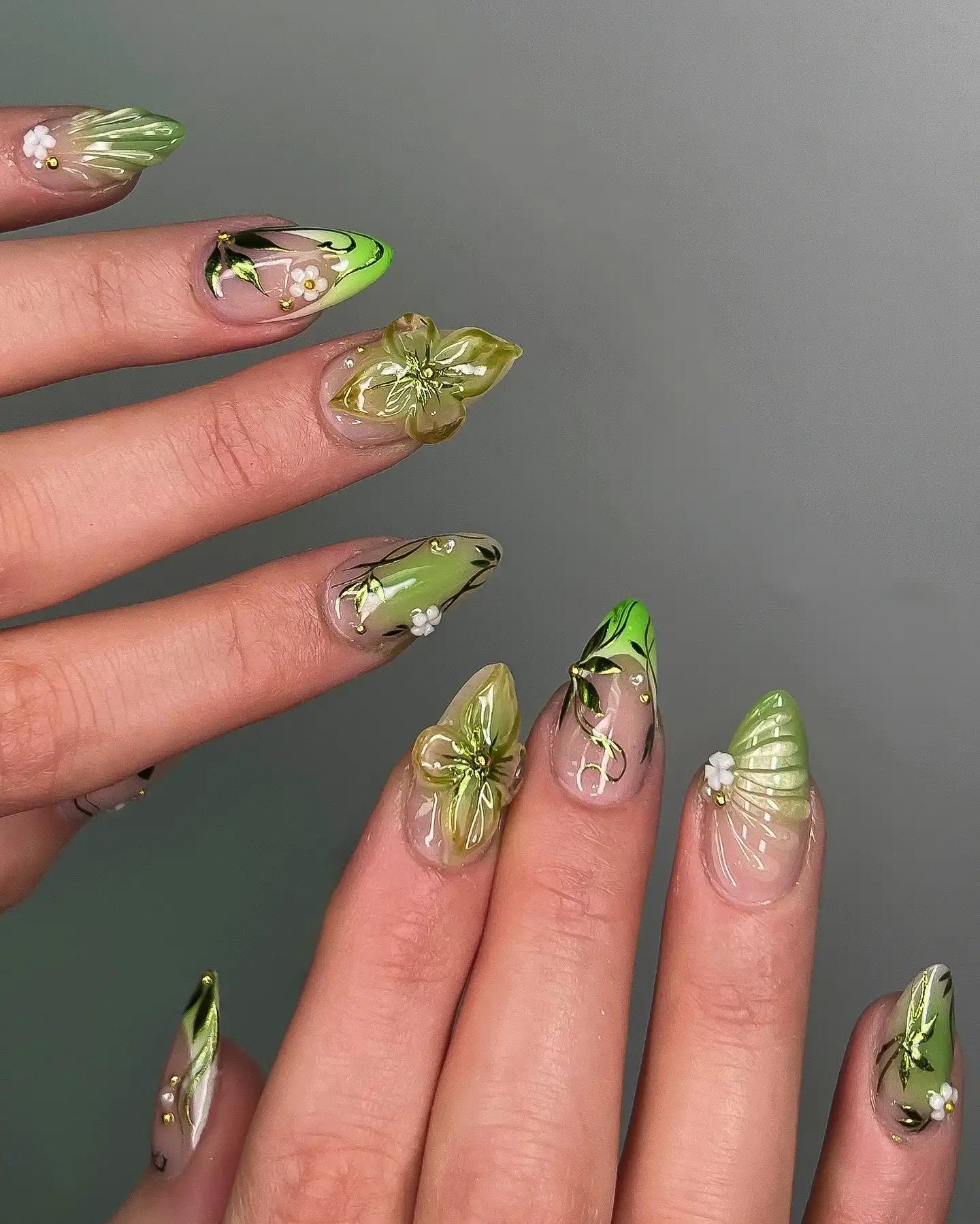 Handmade 3D Green Floral Design Clear Reusable Press on Nails R68