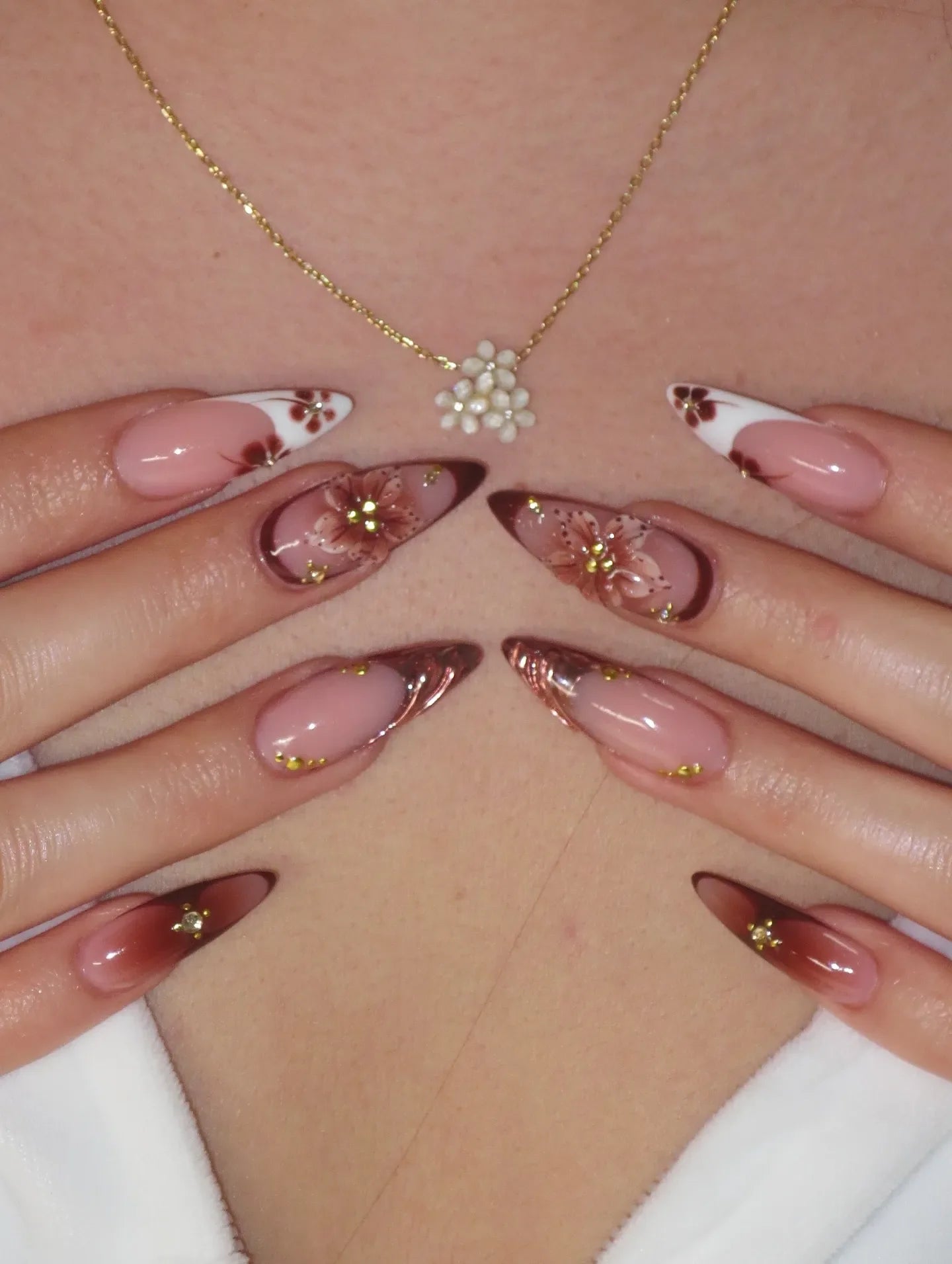 Handmade Brown Floral Bronze Chrome Metallic Stud Art Press on Nails W48