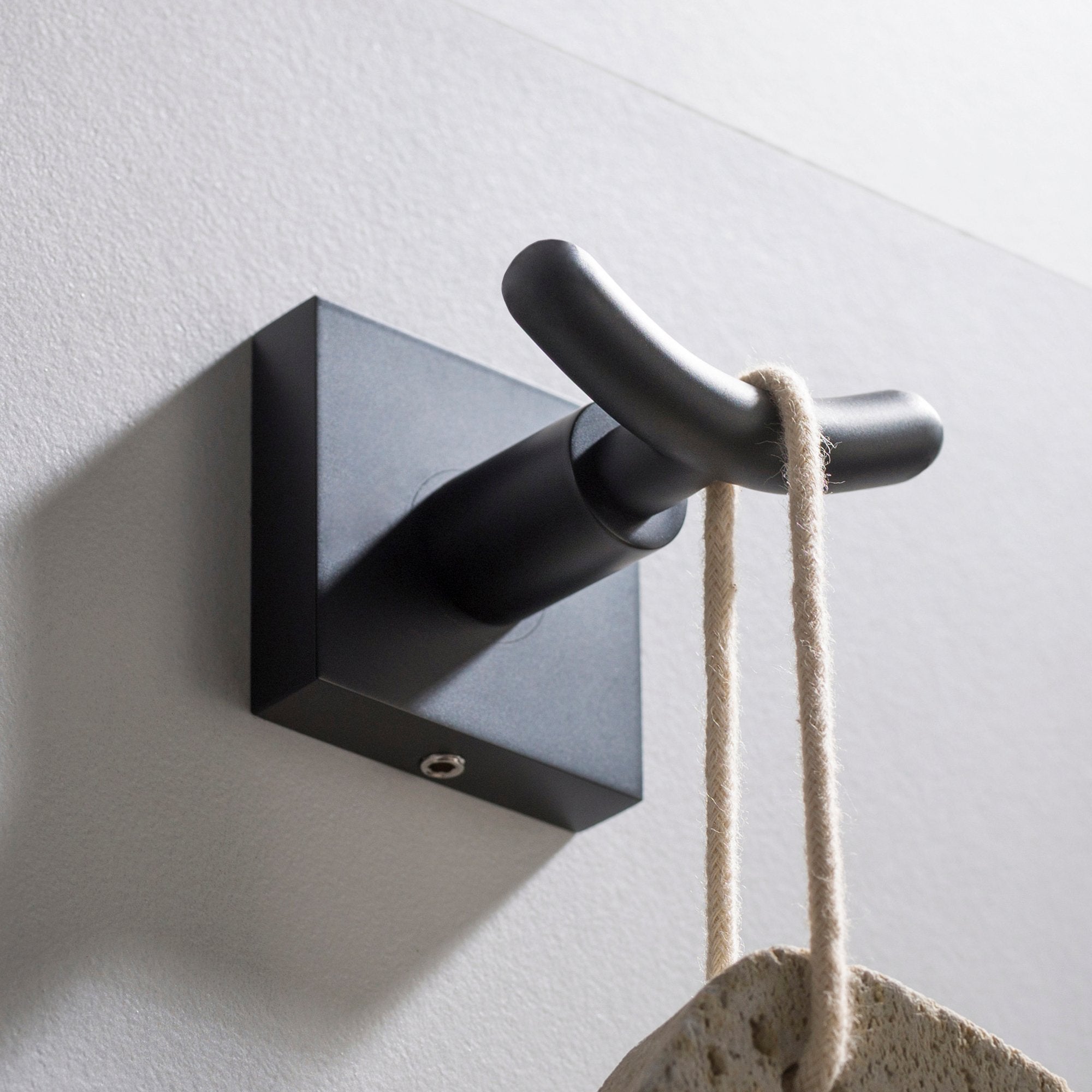 KRAUS Ventus Bathroom Robe and Towel Double Hook