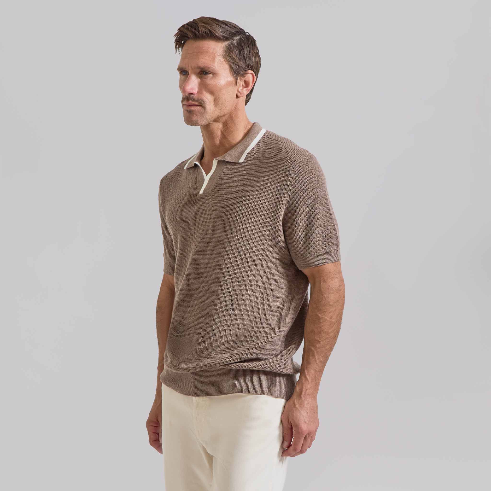 The Adair - Cotton Cashmere SS Polo w/Tipping - Camel / Off White