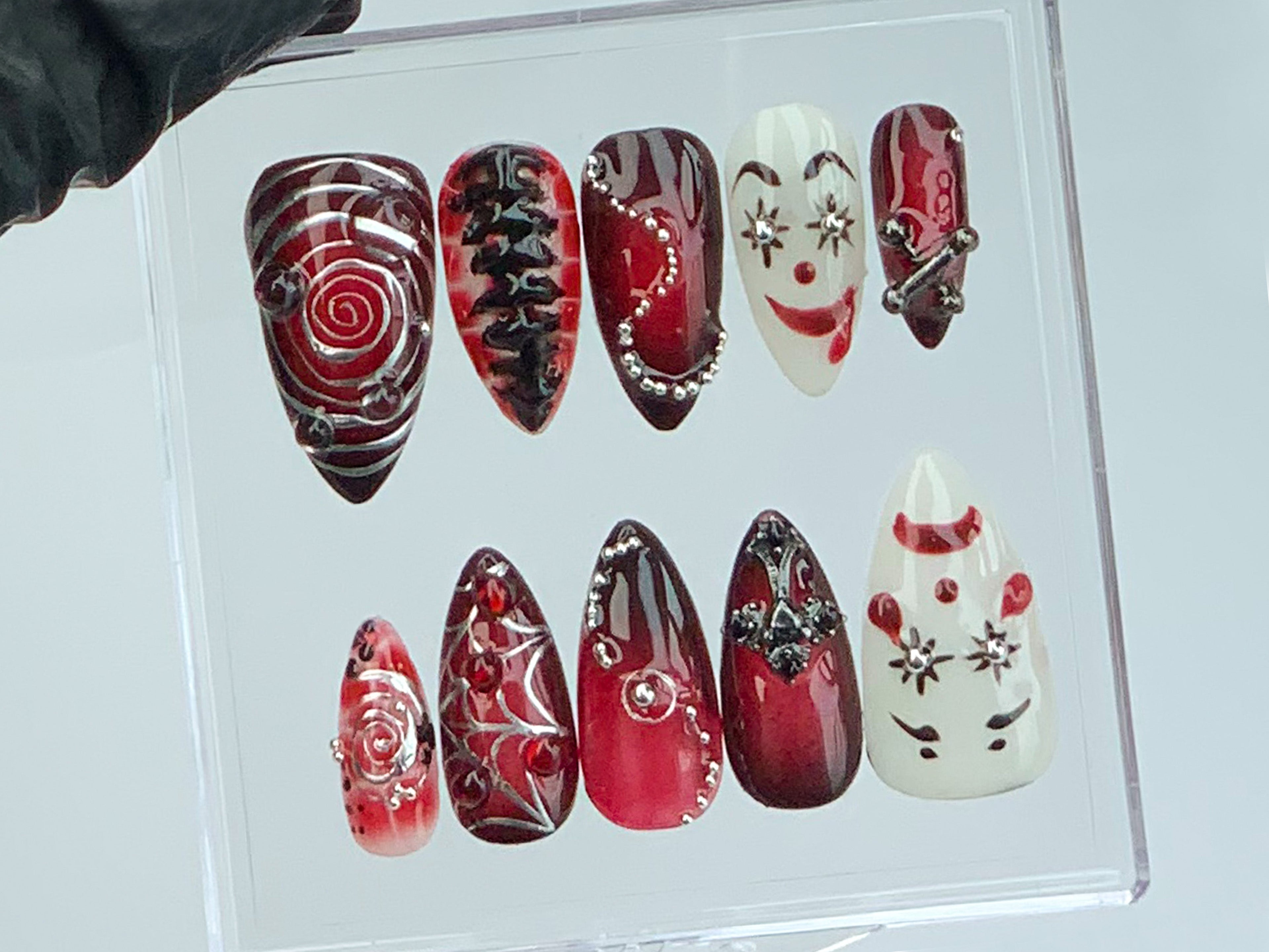 Red Gothic Clown Press-On Nails | Horror Clown Acrylic Nails | Spooky Y2K Halloween Nail Art | 3D Gothic Fake Nails | Unique Design | OB587Y